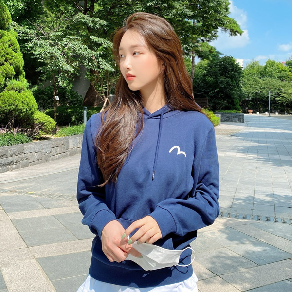 Planning EVISU Hills Logo Basic Hood T-shirt_ET5UTS911_NA
