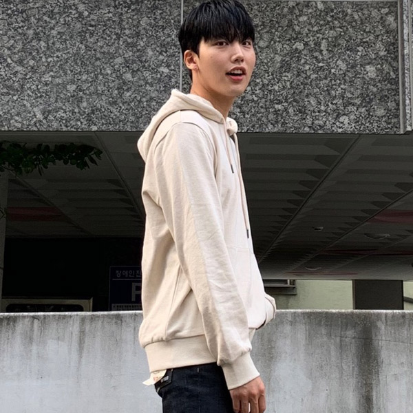 Planning EVISU Hills Logo Basic Hood T-shirt_ET5UTS911_LE