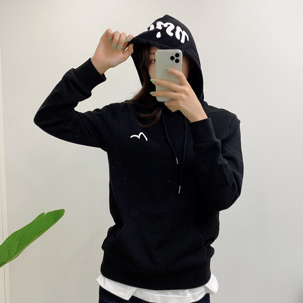 Planning EVISU Hills Logo Basic Hood T-shirt_ET5UTS911_BK